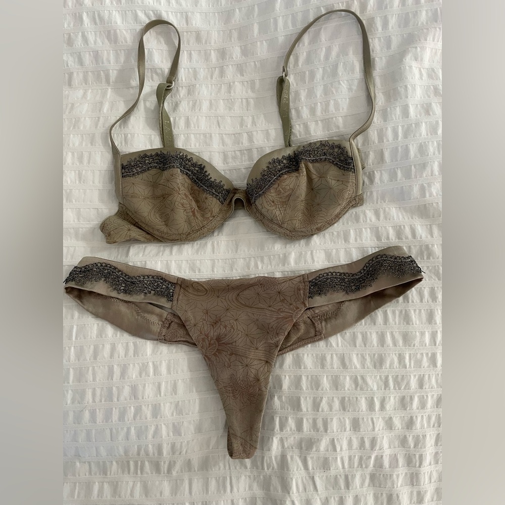 Premium La Perla Silk Bra / Panty Set